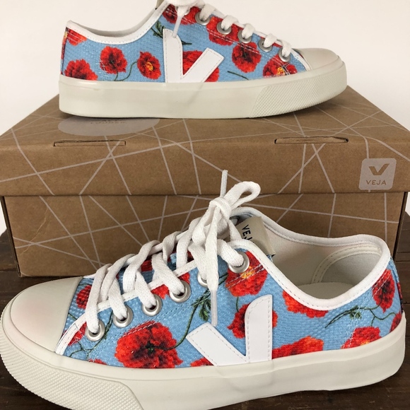 Veja Shoes - Veja Poppies Sneakers